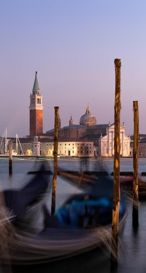 Copertina Venezia photo 1511473789022 6f52af768c63