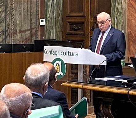 Garbellini allassemblea dei pensionati a Roma