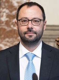 Patuanelli 2019